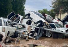 Two people died due to heavy rains in western Saudi Arabia