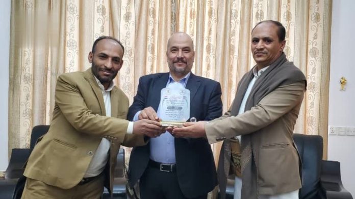 7-szQyviJWYixxpnwhmBc184DpcGNhNI