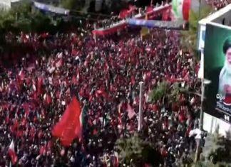 Martyred Leader’s body arrives in Mashhad for burial