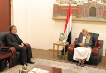 Acting PM, Iranian ambassador discuss ways to strengthen cooperation in Sana’a
