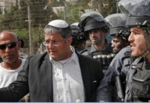 Zionist Ben-Gvir storms Silwan with settlers under heavy Israeli security