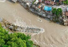 Nearly 1,500 missing in Nepal and China after devastating flood