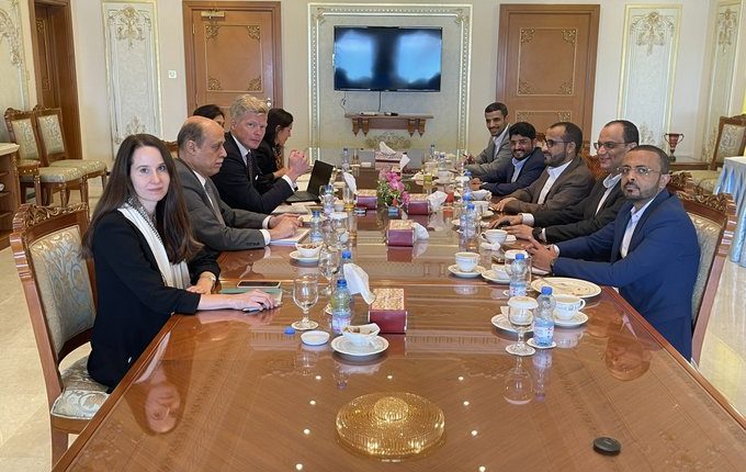 National delegation meets with UN envoy in Muscat